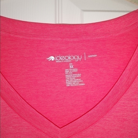 Ideology T Shirt, NWT - Picture 3 of 3